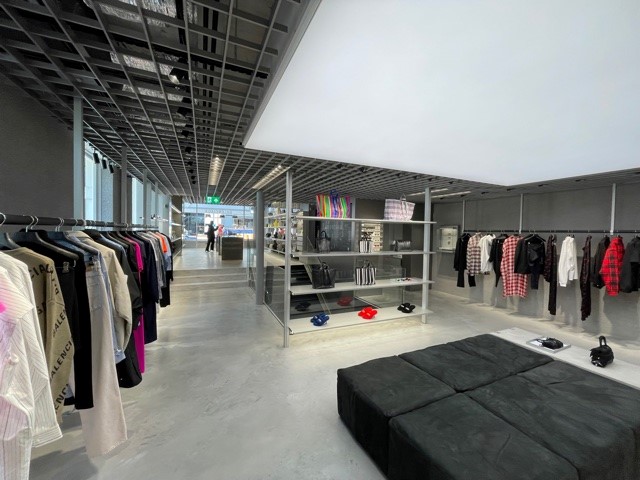 store balenciaga